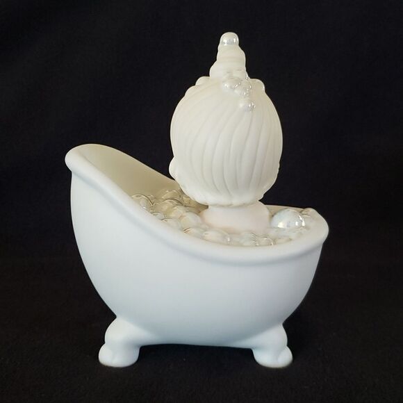 Vintage 1985 Precious Moments Porcelain Figurine "He Cleansed My Soul" #100277 - Picture 5 of 9